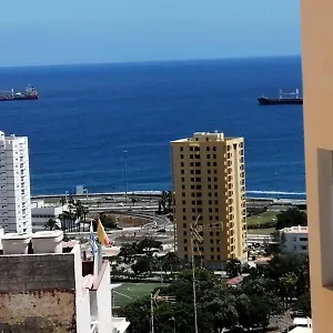 https://la-bussola.in-canary-islands.com