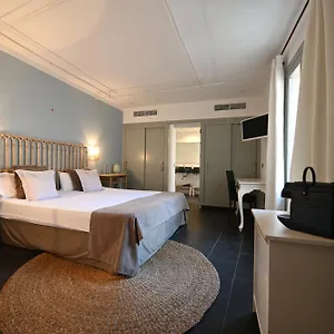 https://hotel-santanyi.balearic-islands.net